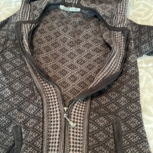 Athleta Women’s Size small double zip up sweater with hood and pockets - Picture 6 of 6